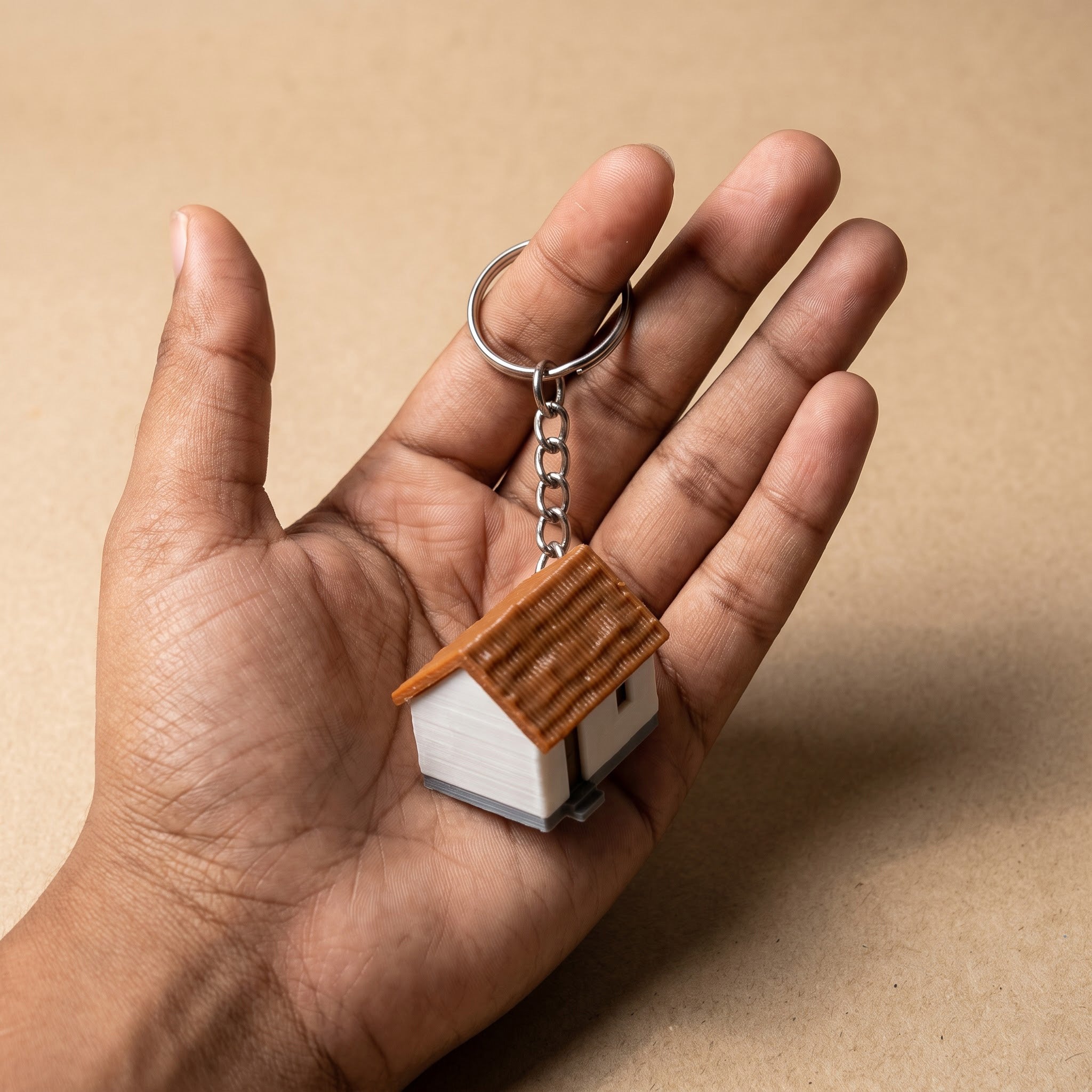 Oodu Veedu Keychain (Traditional Tiled House)